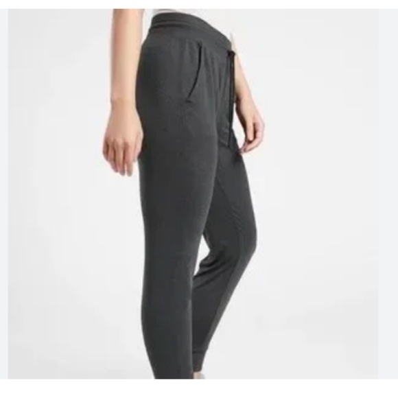 ATHLETA Uptempo Jogger Metropolis Grey / Coast Grey Size XS - Picture 6 of 15